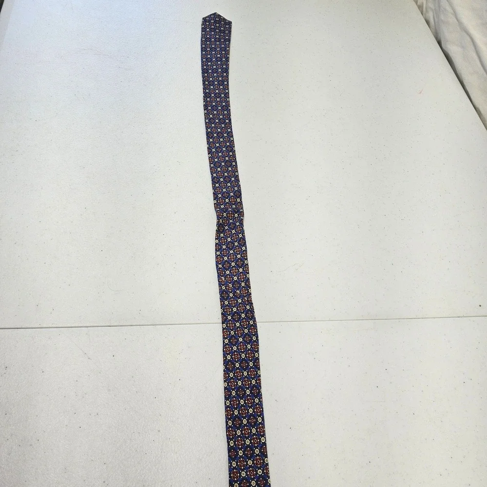 Handmade Silk Necktie Mens Navy Blue Burgundy Geometric Medallion Made‎ in USA
